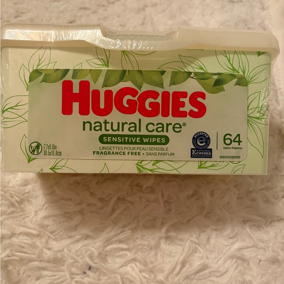 Huggies Natural Care Sensitive Wipes
9 individual cases - Picture 2 of 3